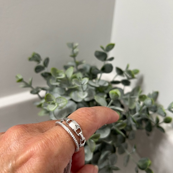 NWT Michael Kors Mercer Prestack silver tone size 8 - Picture 4 of 9